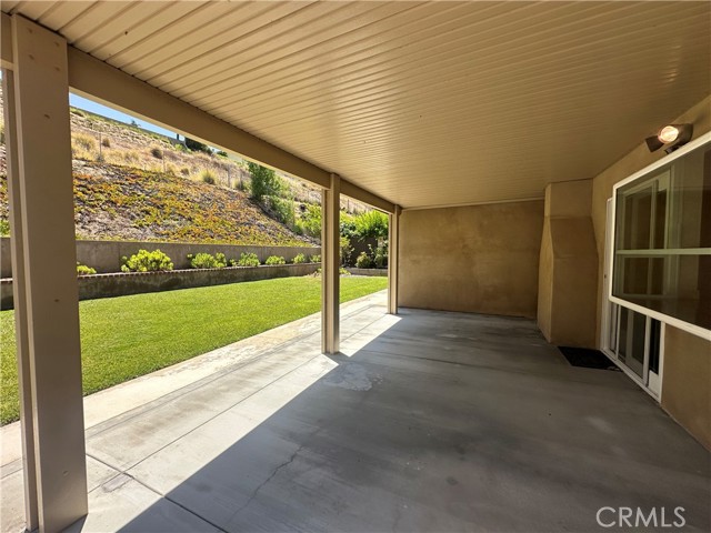 Detail Gallery Image 6 of 24 For 5982 Amberdale Dr, Yorba Linda,  CA 92886 - 3 Beds | 2 Baths