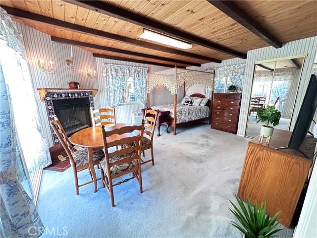 Front Image Thumbnail for CRSR26034678