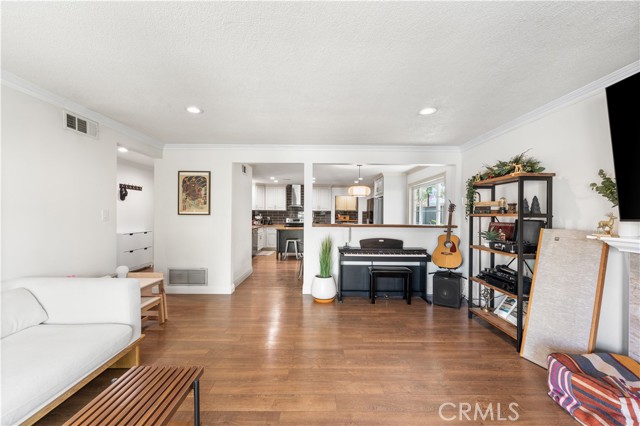 Detail Gallery Image 14 of 41 For 13521 Fonseca Ave, La Mirada,  CA 90638 - 4 Beds | 3 Baths