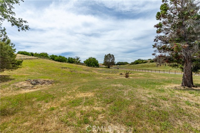 Detail Gallery Image 34 of 44 For 425 Gahan Pl, Paso Robles,  CA 93446 - 3 Beds | 2/1 Baths