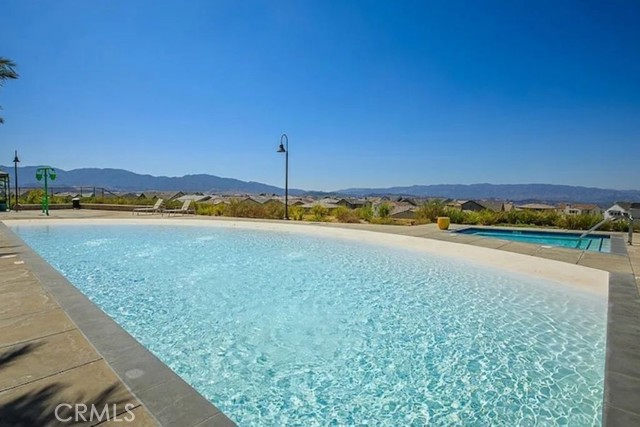 Detail Gallery Image 27 of 32 For 28536 Daybreak Way, Saugus,  CA 91350 - 3 Beds | 2/1 Baths