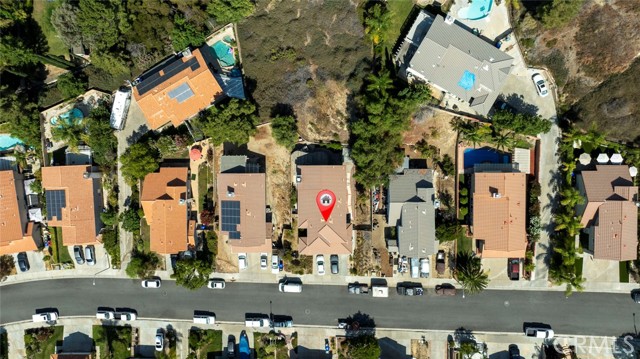 28741 Park Woodland Place, Saugus CA: https://media.crmls.org/medias/31afe075-cd99-49e4-936c-a6b98104f514.jpg