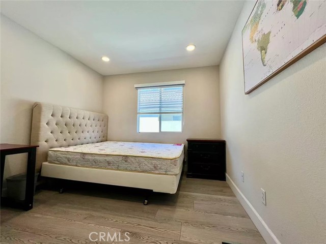 Detail Gallery Image 15 of 21 For 21 New Jersey, Irvine,  CA 92606 - 5 Beds | 3 Baths