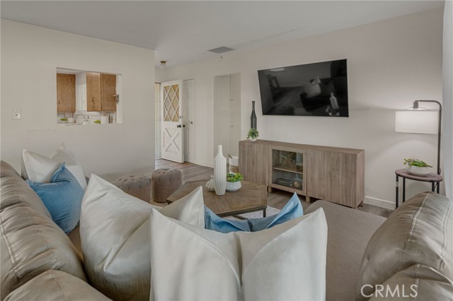 Detail Gallery Image 10 of 36 For 7800 La Corona, Buena Park,  CA 90620 - 3 Beds | 2 Baths