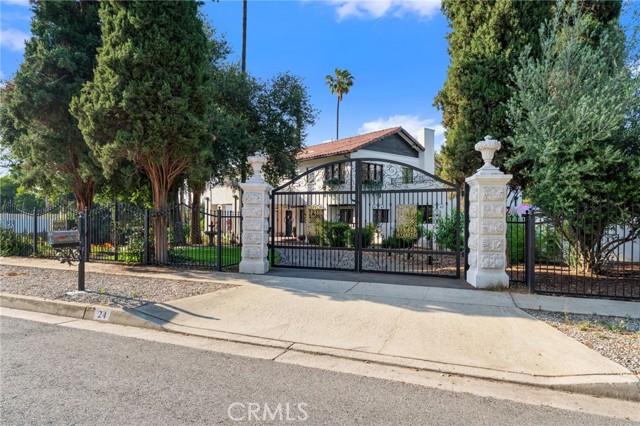 Detail Gallery Image 67 of 75 For 24 W Hilton Ave, Redlands,  CA 92373 - 5 Beds | 4 Baths