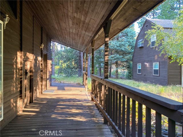 Detail Gallery Image 14 of 65 For 2737 S Old Stage Rd, Mount Shasta,  CA 96067 - 3 Beds | 2/1 Baths