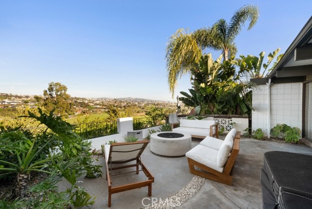 Front Image Thumbnail for CROC26066334