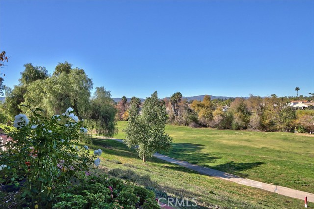 Detail Gallery Image 4 of 57 For 40581 via Amapola, Murrieta,  CA 92562 - 3 Beds | 2/1 Baths