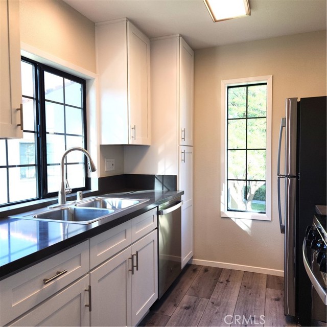 2554 Olive Drive # 98, Palmdale, California 93550, 2 Bedrooms Bedrooms, ,2 BathroomsBathrooms,Residential,For Sale,2554 Olive Drive # 98,CRBB25148119