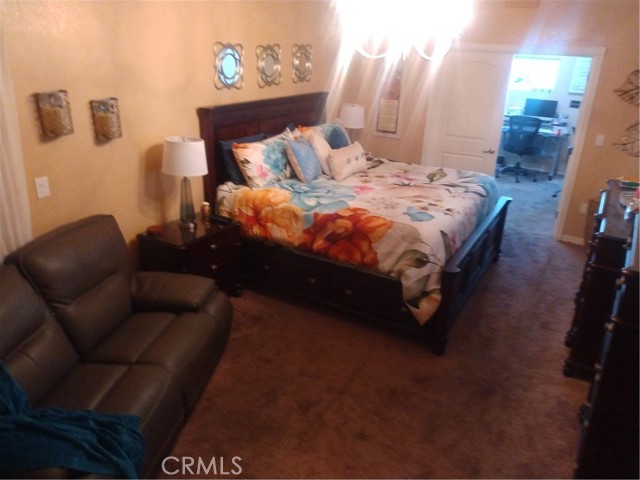 2035 W 71st, Los Angeles CA: https://media.crmls.org/medias/31b4e1ec-e236-4834-8503-5488fc7de194.jpg
