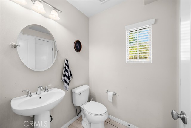 Detail Gallery Image 12 of 28 For 92 Bianco, Irvine,  CA 92618 - 3 Beds | 2/1 Baths