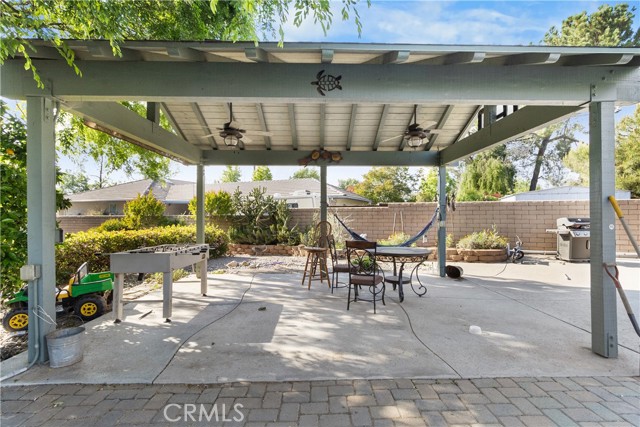 Detail Gallery Image 12 of 45 For 12907 Linn St, Yucaipa,  CA 92399 - 4 Beds | 2/1 Baths