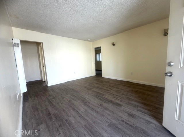 Detail Gallery Image 4 of 17 For 10553 Poplar St, Loma Linda,  CA 92354 - 2 Beds | 1 Baths