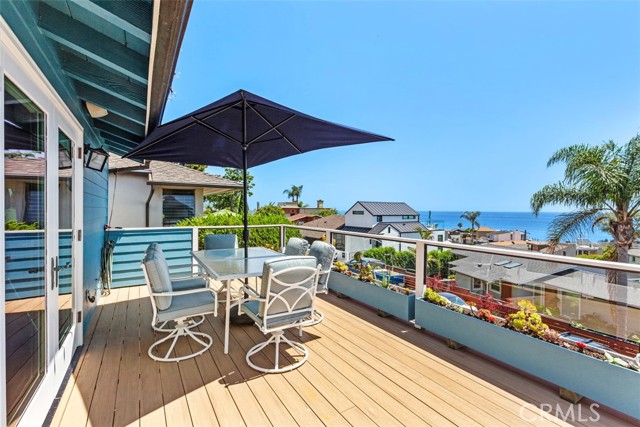 Detail Gallery Image 2 of 50 For 2670 Solana Way, Laguna Beach,  CA 92651 - 3 Beds | 3 Baths