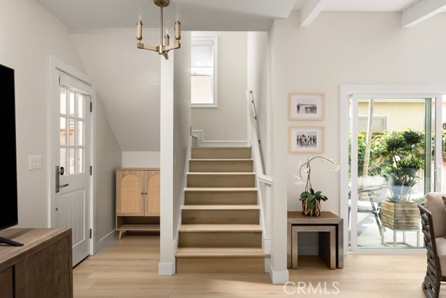 Detail Gallery Image 9 of 45 For 410 Acacia Ave #1/2,  Corona Del Mar,  CA 92657 - 3 Beds | 3 Baths