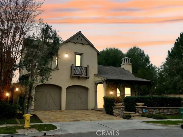 20 Townsend, Irvine CA: https://media.crmls.org/medias/31b62733-092e-4392-9461-776a5d4efaad.jpg
