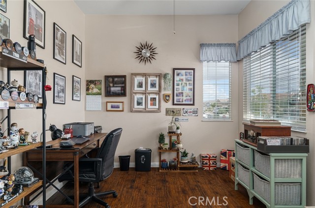 Detail Gallery Image 11 of 42 For 19493 Tor Hill, Apple Valley,  CA 92308 - 2 Beds | 2 Baths