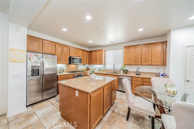 Detail Gallery Image 17 of 62 For 32764 Lambeth, Winchester,  CA 92596 - 4 Beds | 3/1 Baths
