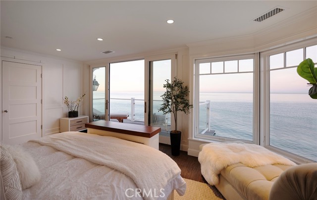 Detail Gallery Image 17 of 50 For 35767 Beach Rd, Dana Point,  CA 92624 - 4 Beds | 5 Baths