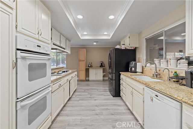 Detail Gallery Image 15 of 32 For 42901 Cinema Ave, Lancaster,  CA 93534 - 4 Beds | 2 Baths