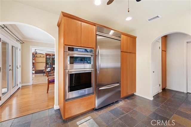 Detail Gallery Image 13 of 34 For 1116 W 21st St, Santa Ana,  CA 92706 - 3 Beds | 2 Baths