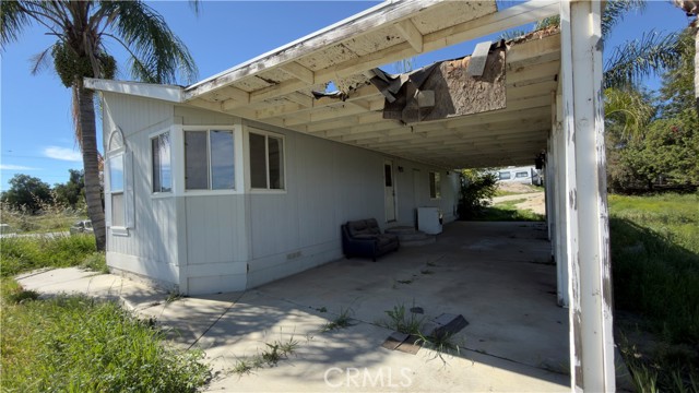 Image 44 of 53 For 18420 Decker