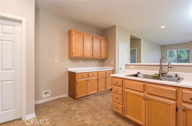 Detail Gallery Image 8 of 32 For 8170 Mira Loma Ave, Hemet,  CA 92545 - 3 Beds | 2 Baths