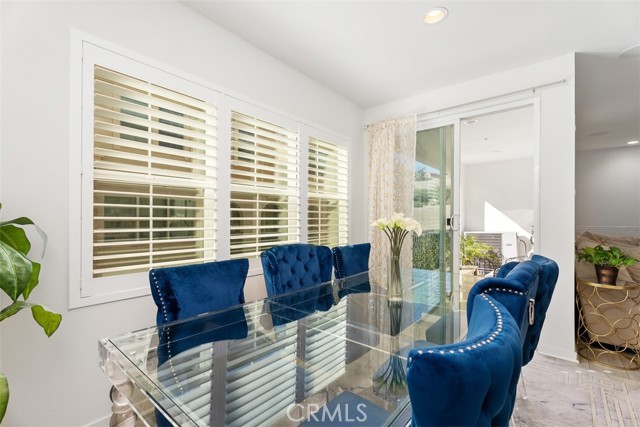 Detail Gallery Image 8 of 37 For 704 Dusky Creek, Lake Forest,  CA 92610 - 3 Beds | 2/2 Baths