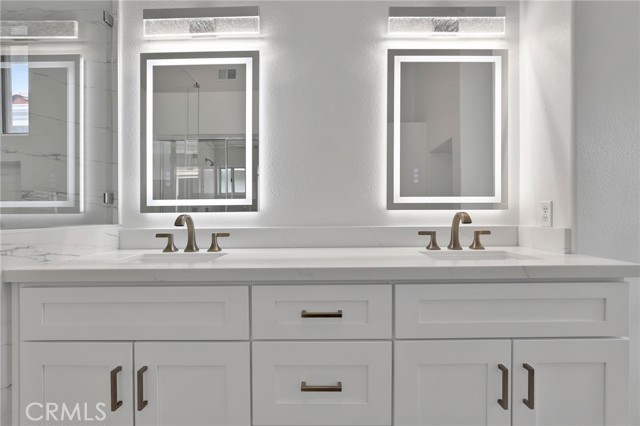 Image 27 of 41 For 520 Morningstar