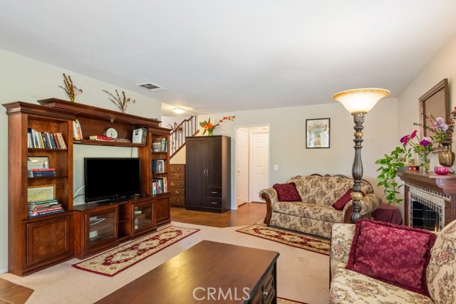 Detail Gallery Image 10 of 42 For 34175 Shaded Meadow Cir, Wildomar,  CA 92595 - 3 Beds | 2/1 Baths
