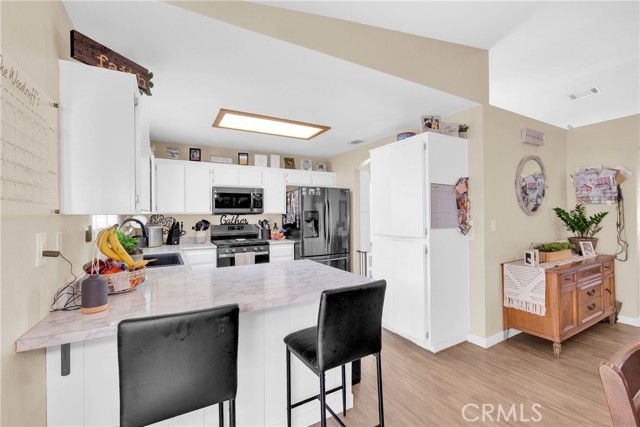 Detail Gallery Image 7 of 19 For 998 Sycamore Ct, Banning,  CA 92220 - 4 Beds | 2 Baths