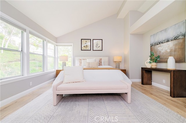 56 Egret Lane, Aliso Viejo CA: https://media.crmls.org/medias/31bb6763-b051-4ebe-a33b-97adf1b7d29d.jpg