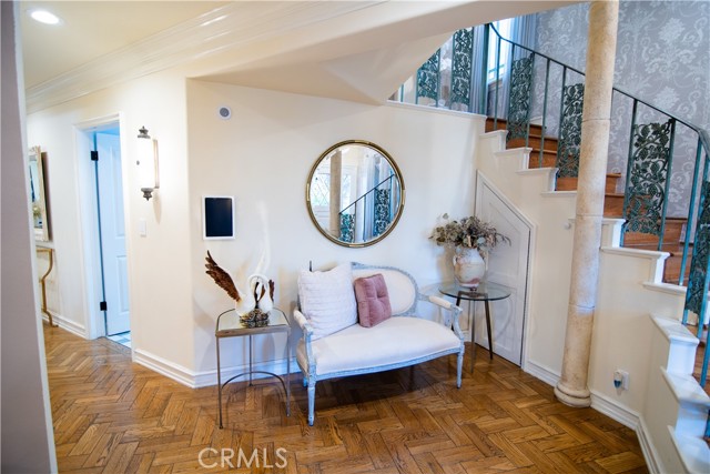 Detail Gallery Image 4 of 41 For 5770 E Lucia, Long Beach,  CA 90803 - 4 Beds | 4 Baths