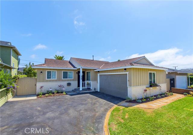 1716 Marine Avenue, Manhattan Beach, California 90266, 3 Bedrooms Bedrooms, ,1 BathroomBathrooms,Residential,Sold,Marine,SB16179742