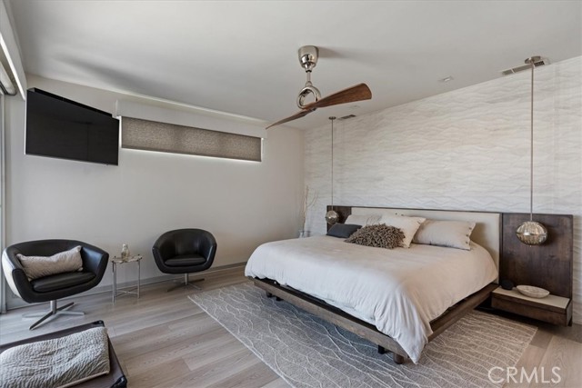 29 W Neapolitan Lane, Long Beach CA: https://media.crmls.org/medias/31bdfa2e-b370-47c2-adaa-13f3708bf285.jpg