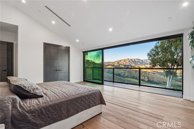 4 Bed Home for Sale in Granada Hills, California