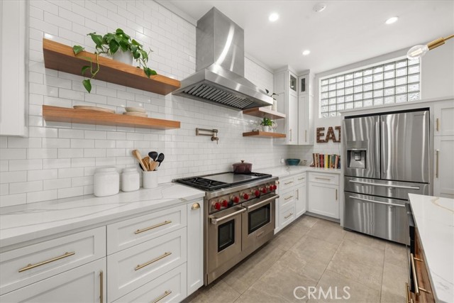 Detail Gallery Image 4 of 19 For 3418 Dorothy, Topanga,  CA 90290 - 3 Beds | 2/1 Baths