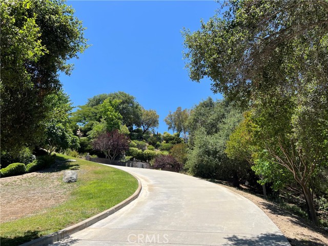 Image 9 of 23 For 23725 Carancho Rd
