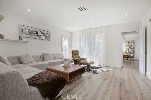 Detail Gallery Image 31 of 75 For 10555 Art St, Shadow Hills,  CA 91040 - 2 Beds | 3 Baths