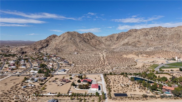 Detail Gallery Image 14 of 15 For 23545 Valley Crest, Apple Valley,  CA 92307 - – Beds | – Baths