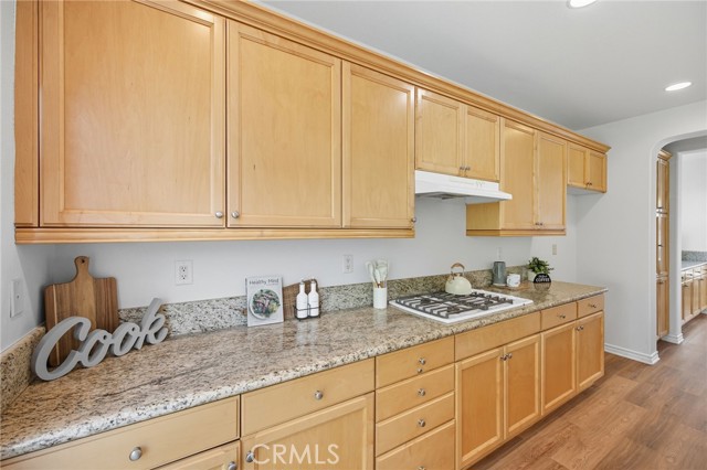 Detail Gallery Image 22 of 53 For 13346 Los Olivos Rd, Sylmar,  CA 91342 - 4 Beds | 4 Baths