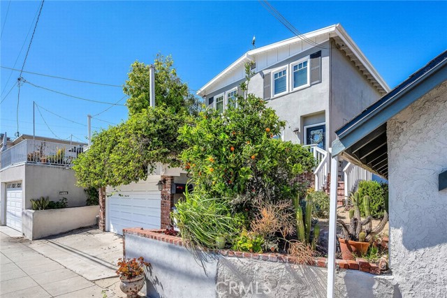 Detail Gallery Image 28 of 34 For 907 Diamond St, Redondo Beach,  CA 90277 - 4 Beds | 3 Baths