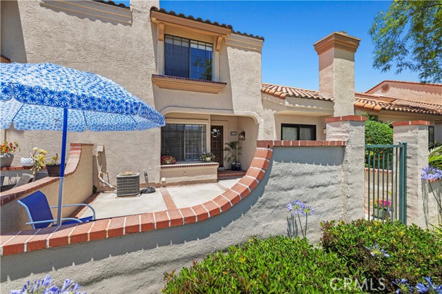 Detail Gallery Image 42 of 58 For 260 Country Club Dr #B,  Simi Valley,  CA 93065 - 2 Beds | 2/1 Baths