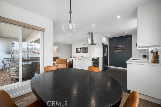226 Grand, Long Beach CA: https://media.crmls.org/medias/31c3d46b-34d7-4d39-ae4e-1234f5fc9e51.jpg