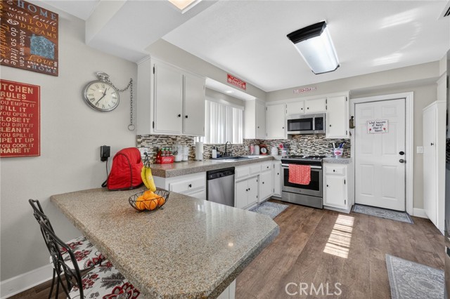 Detail Gallery Image 9 of 34 For 41221 Jamaica, Hemet,  CA 92544 - 3 Beds | 2 Baths