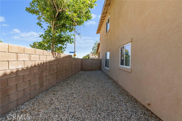 Detail Gallery Image 27 of 29 For 4100 Waterville Ct, Palmdale,  CA 93551 - 6 Beds | 3 Baths