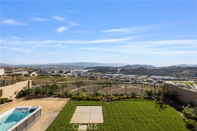 Detail Gallery Image 16 of 34 For 28528 Wildflower Terrace, Castaic,  CA 91384 - 3 Beds | 3 Baths