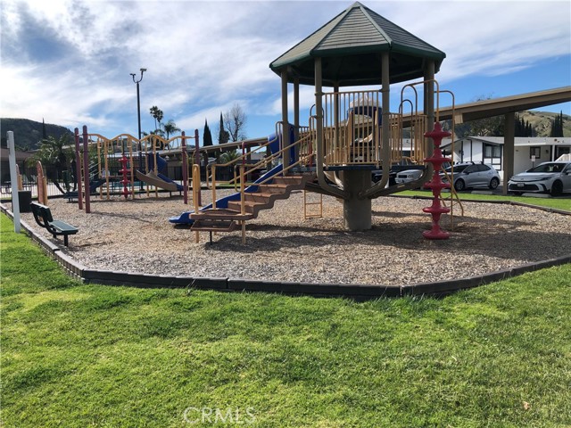 Detail Gallery Image 38 of 42 For 4901 Green River #319,  Corona,  CA 92878 - 3 Beds | 2 Baths