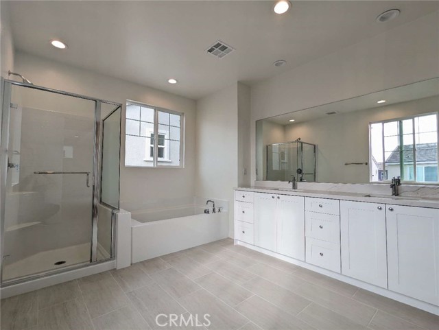 4284 S Heather Privado, Ontario CA: https://media.crmls.org/medias/31c49027-6895-468f-b9ed-42fe32e21406.jpg