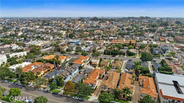 612 Broadway, Redondo Beach, California 90277, 4 Bedrooms Bedrooms, ,2 BathroomsBathrooms,Residential,Sold,Broadway,SB21240022